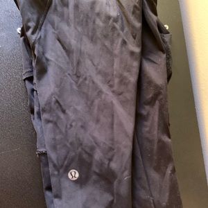 Lululemon cropped leggings with pockets
